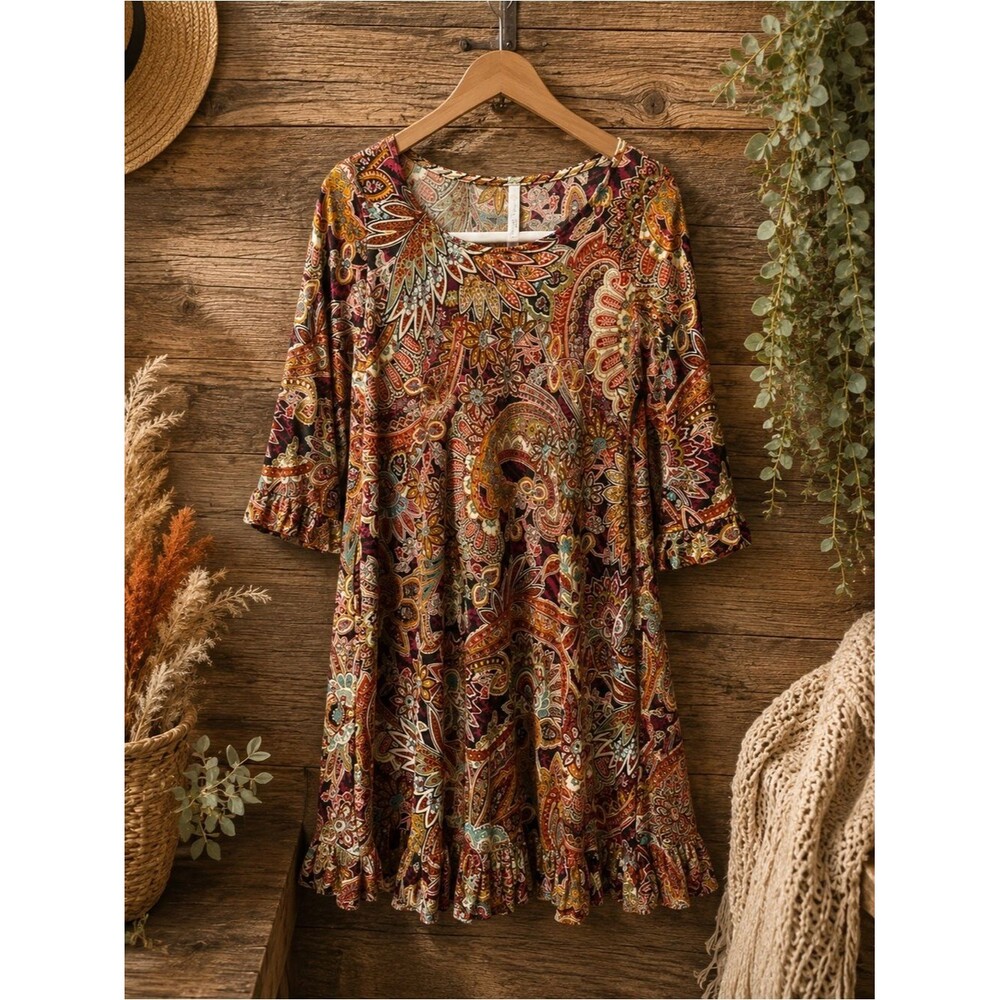 Dressing Gaudy Paisley Print 3/4 Sleeve with ruffled‎ detail Size Small Dress
